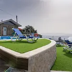 Aldeamento Casas Do Alto Do Vez *