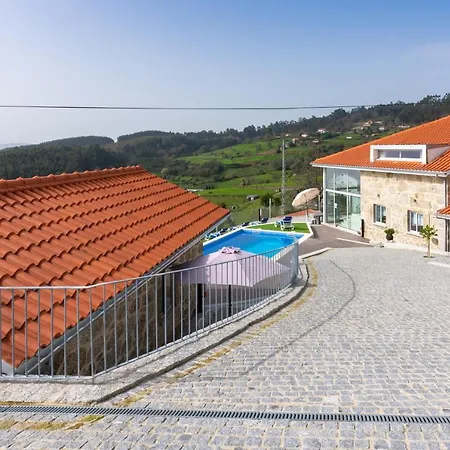 Aldeamento Casas Do Alto Do Vez *