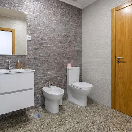 Aldeamento Casas Do Alto Do Vez Apartment Balouta