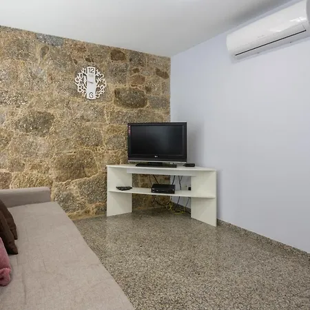 Aldeamento Casas Do Alto Do Vez Apartamento