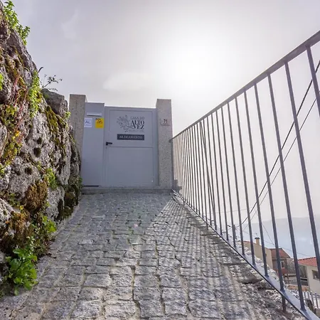 Aldeamento Casas Do Alto Do Vez Appartement Balouta