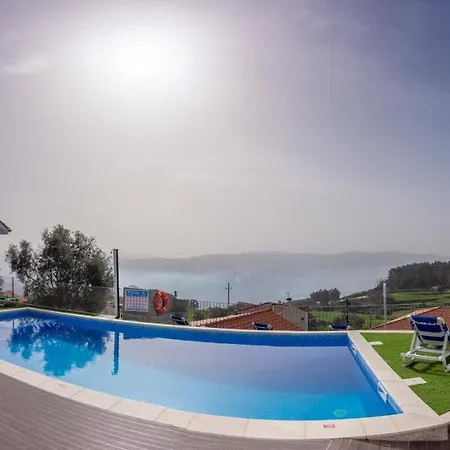 Aldeamento Casas Do Alto Do Vez Apartamento *