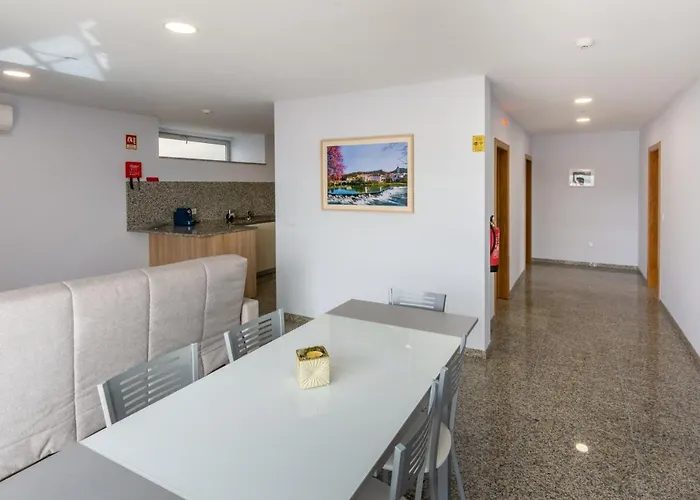 Aldeamento Casas Do Alto Do Vez *