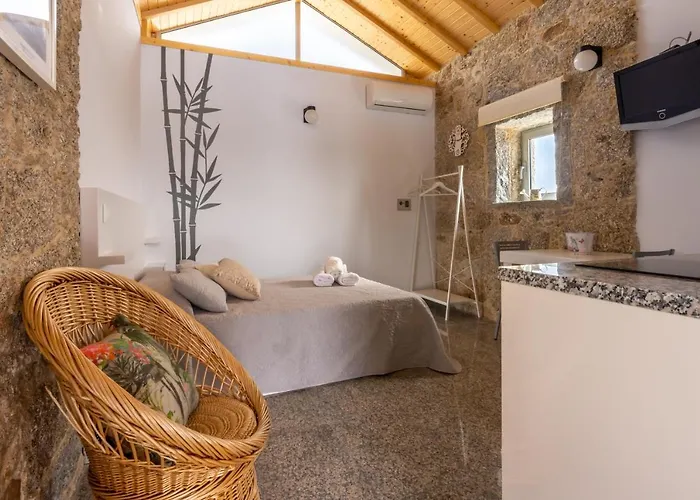 Aldeamento Casas Do Alto Do Vez *